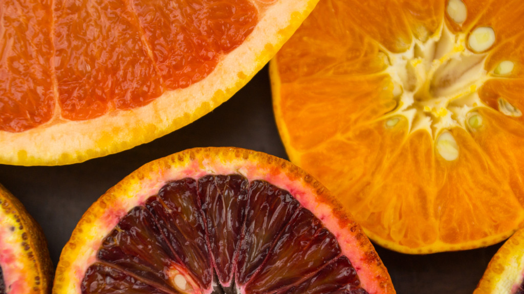 Blood Orange, Tangerine, Grapefruit ~ Citrus Sunrise Juice #juice #recipe #winter
