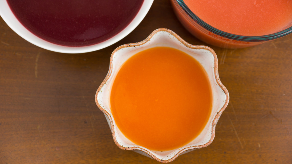 Ombre Citrus Sunrise Juice - Blood Orange, Grapefruit, Tangerine!! #juice #recipe #winter