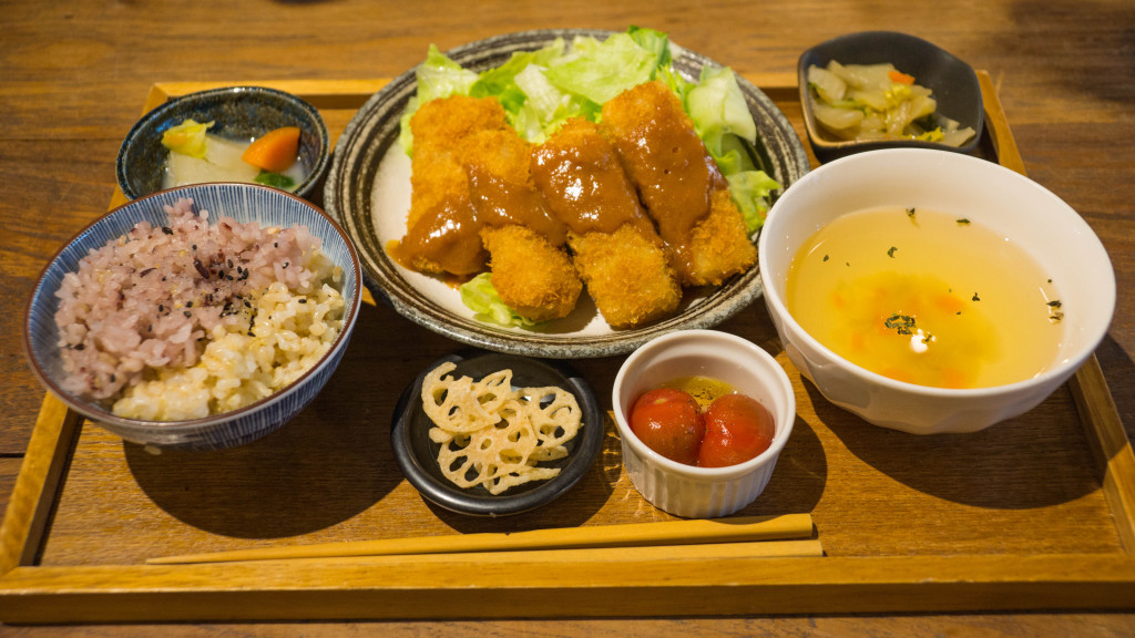 Vegan Tonkatsu meal at Mumokuteki Cafe in Kyoto, Japan |cultivatorkitchen.com