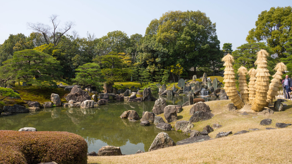 Garden at Nijo Castle, Kyoto, Japan |cultivatorkitchen.com