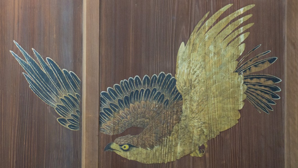 Hondo (main hall) with hawk painting on the sliding doors (fusuma), Ginkaku-ji, Kyoto, Japan | cultivatorkitchen.com