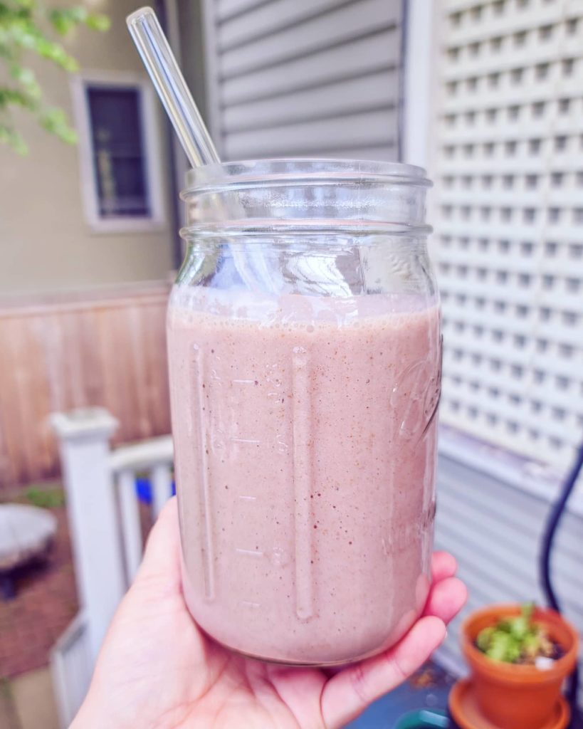 Strawberry Milkshake 🍓 Raw Vegan Recipe | CulitvatorKitchen.com
