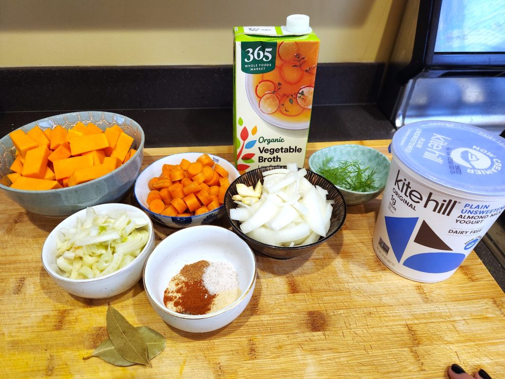 Butternut Squash Carrot Soup 🥕🍲Vegan & Gluten-Free #InstantPot Recipe www.CultivatorKitchen.com